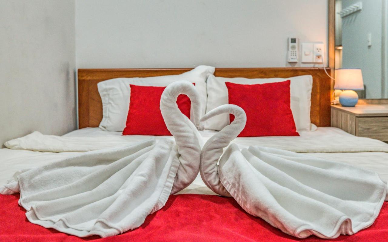 Cherry Hotel And Apartment Ho Chi Minh City Exterior photo