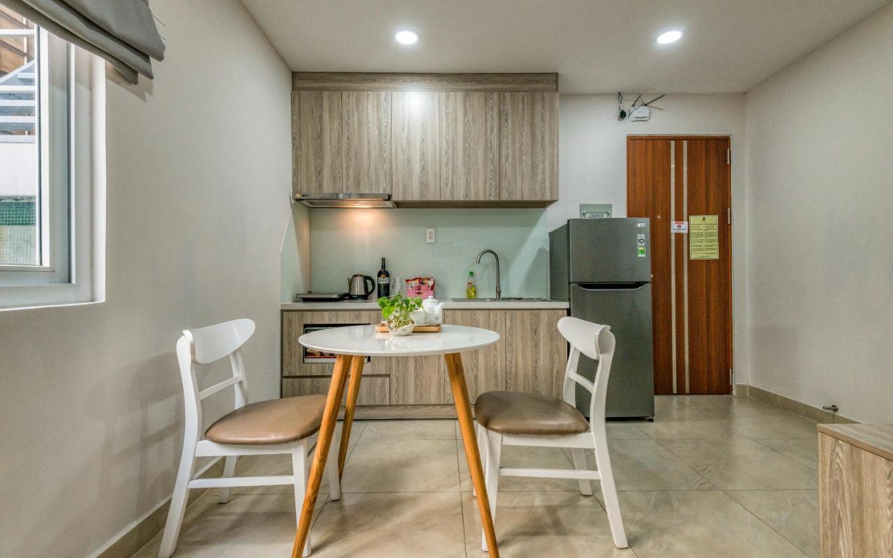 Cherry Hotel And Apartment Ho Chi Minh City Exterior photo